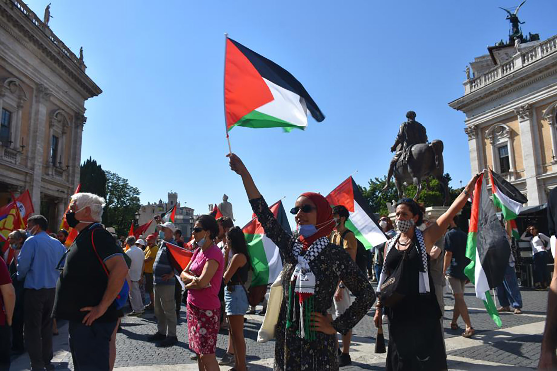 مظاهرات للتضامن مع الشعب الفلسطيني في اليونان في المواعيد التالية 