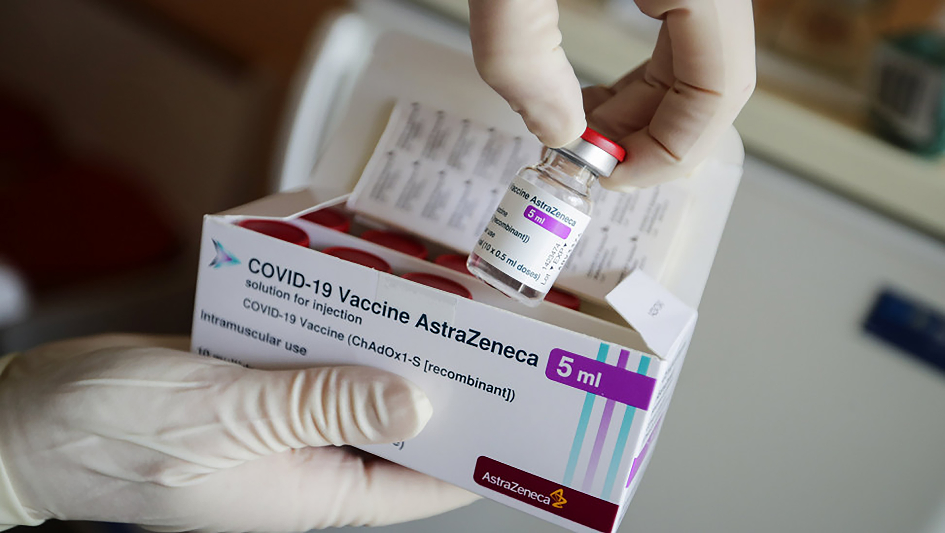 توصية للجنة التطعيم في اليونان بشأن لقاح أسترازينيكا