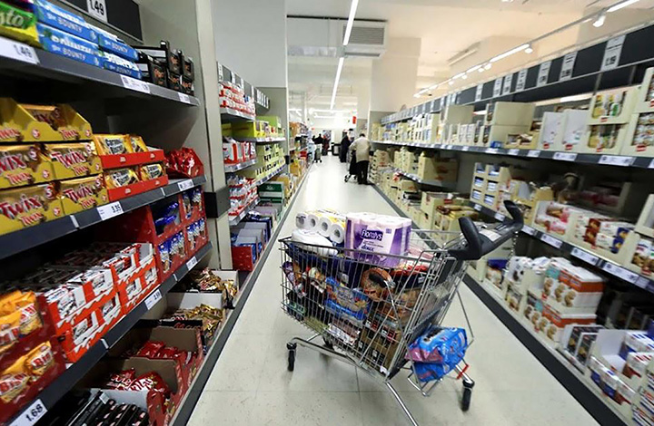 اليونان: فرض قيود على بيع بعض السلع الغذائية 