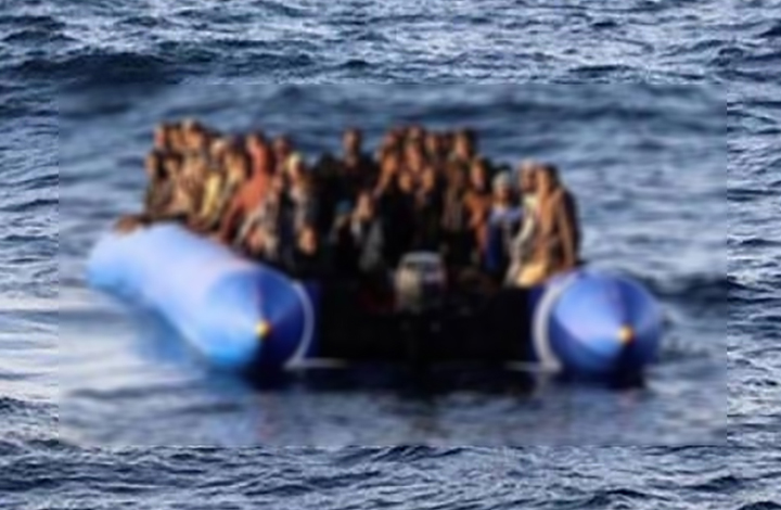 وصول 100 مهاجر إلى جزيرة في اليونان
