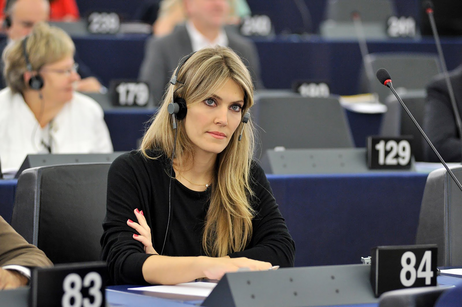 السلطات البلجيكية تستجوب نائبة يونانية في البرلمان الأوروبي  بشأن فضيحة تتعلق بقطر