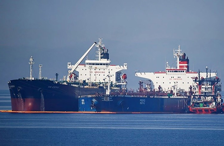طهران تتوقع إعادة شحنة النفط التي صادرتها اليونان بالكامل