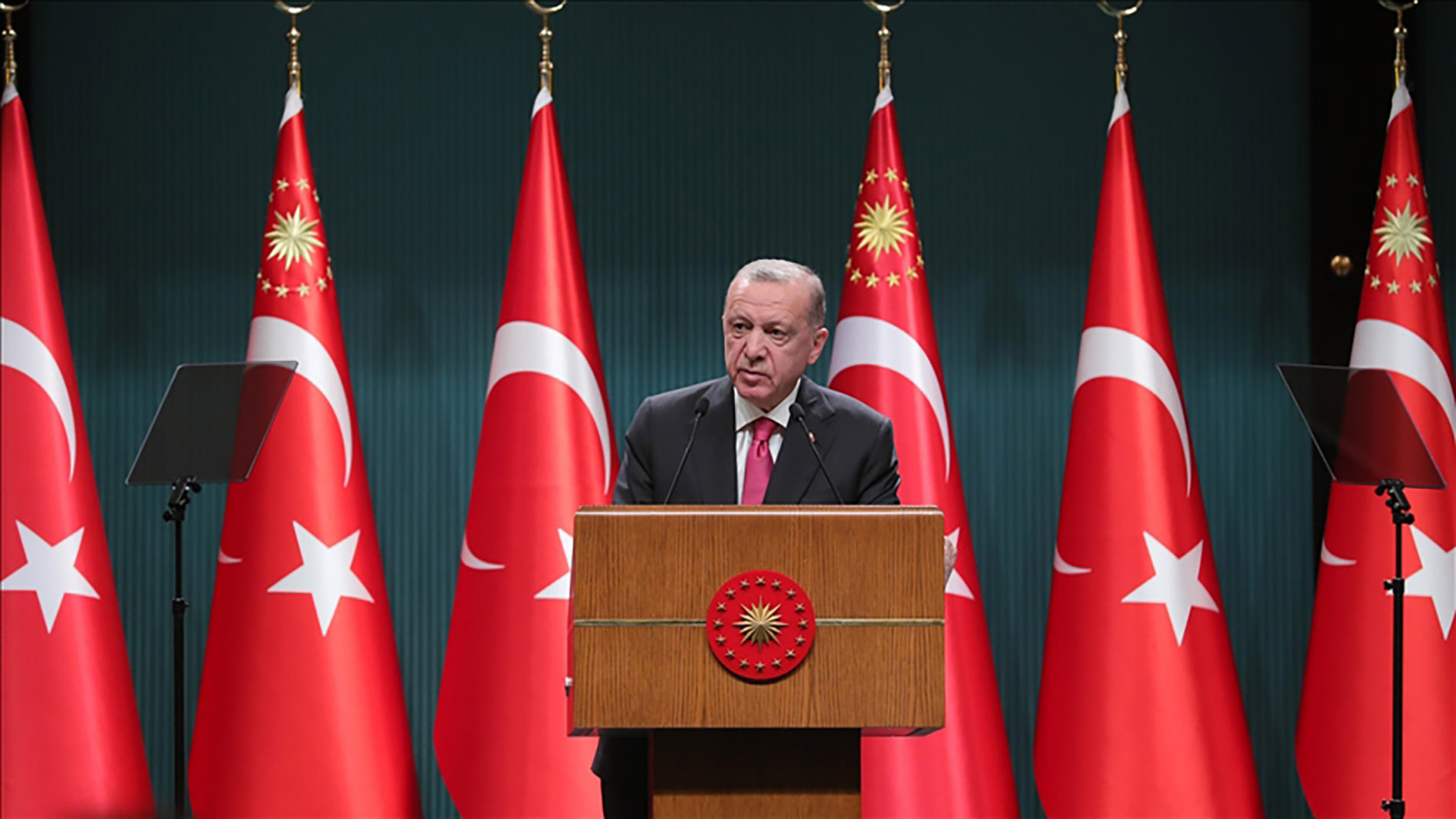 أردوغان يعلن إلغاء المجلس الاستراتيجي مع اليونان