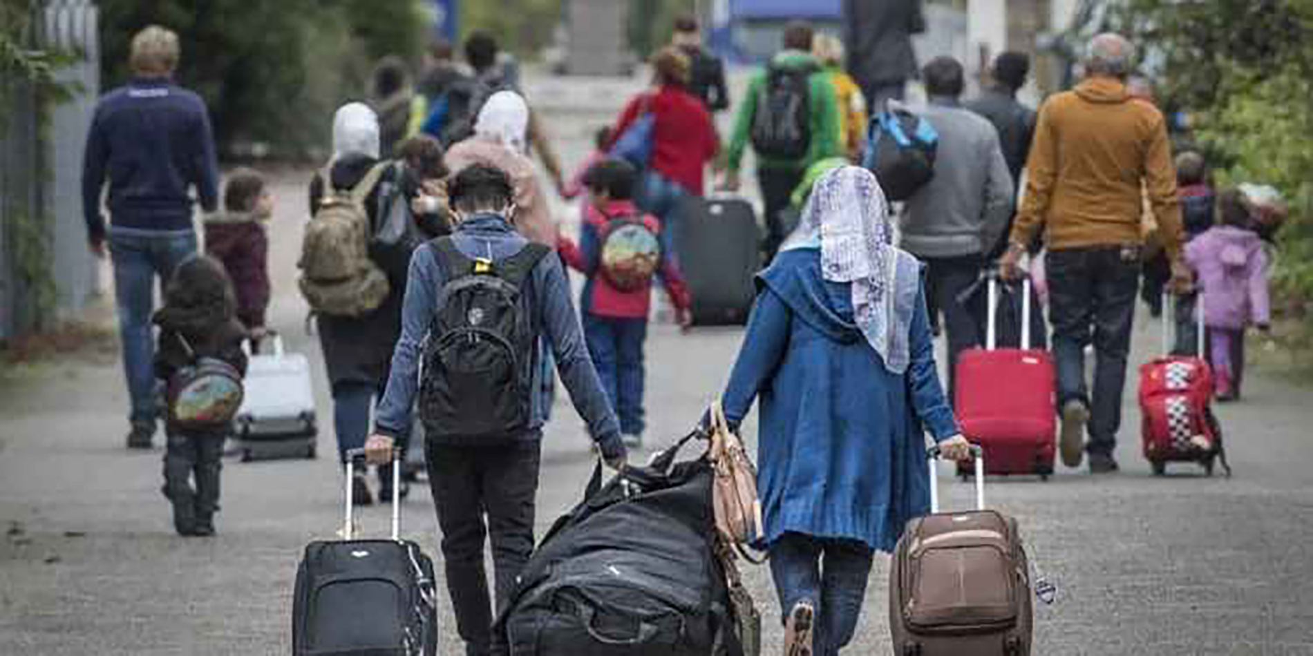 ألمانيا تتراجع عن ترحيل بعض السوريين الغير مرغوب بهم